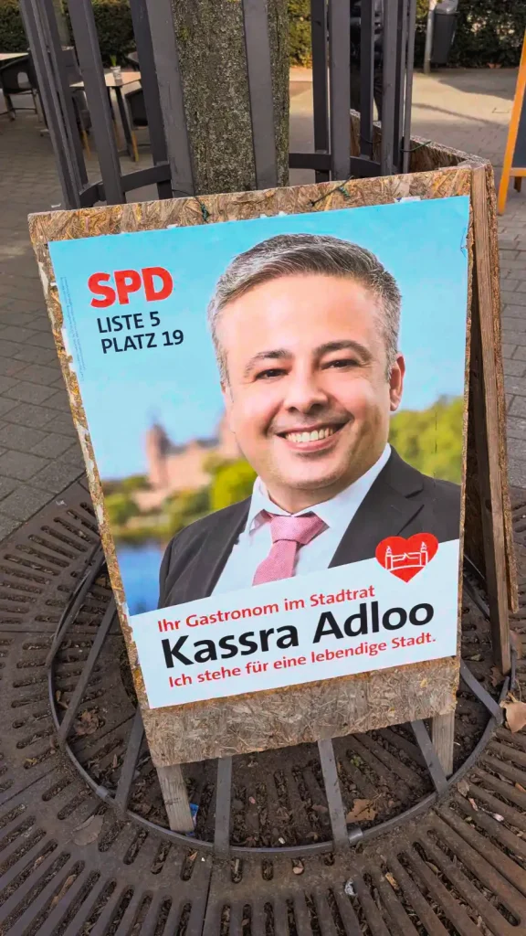 kassra adloo plakate